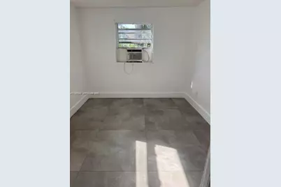 460 NW 82nd Ter, Miami, FL 33150 - Photo 15