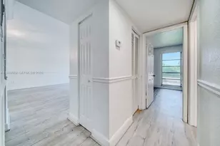 9459 SW 76th St, Miami, FL 33173 - Photo 13