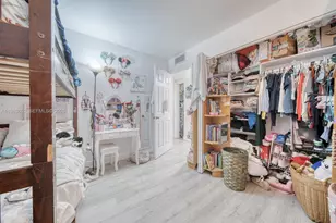 9459 SW 76th St, Miami, FL 33173 - Photo 7