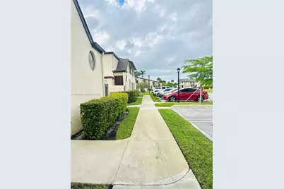 11304 Taft St #11304, Pembroke Pines, FL 33026 - Photo 19