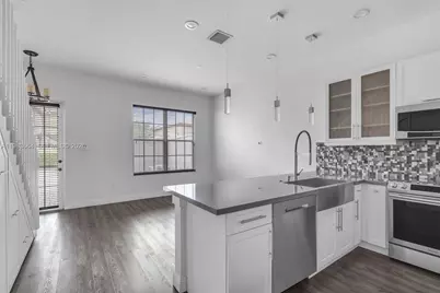 624 SW 147th Ave #624, Pembroke Pines, FL 33027 - Photo 3