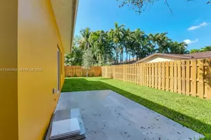 1539 SW 44th Ave, Fort Lauderdale, FL 33317 - Photo 5