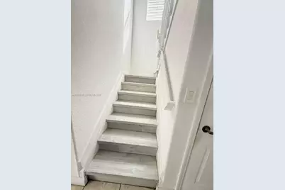 8683 NW 109th Ct, Doral, FL 33178 - Photo 9