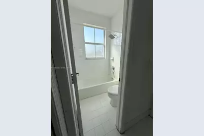 8683 NW 109th Ct, Doral, FL 33178 - Photo 17