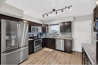 1401 NW 46th St, Fort Lauderdale, FL 33309 - Photo 7