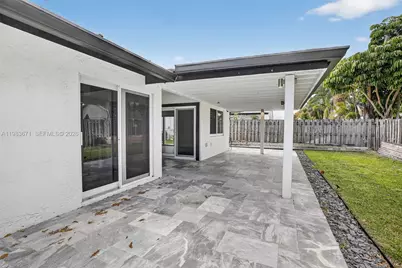 8301 NW 52nd St, Lauderhill, FL 33351 - Photo 31