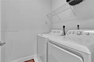 4745 NW 84th Ct, Doral, FL 33166 - Photo 17