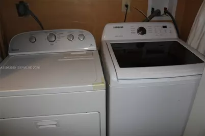 9818 SW 222nd Ter, Cutler Bay, FL 33190 - Photo 23