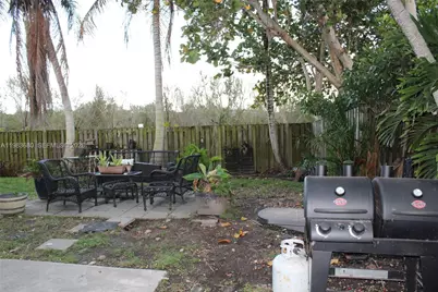 9818 SW 222nd Ter, Cutler Bay, FL 33190 - Photo 27