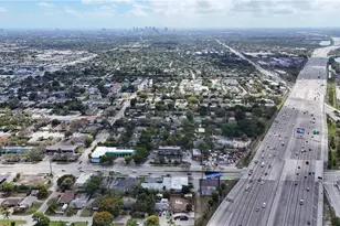 654 NW 45th St, Oakland Park, FL 33309 - Photo 37