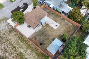 654 NW 45th St, Oakland Park, FL 33309 - Photo 31