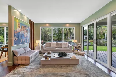 11377 W Biscayne Canal Rd, Miami, FL 33161 - Photo 17