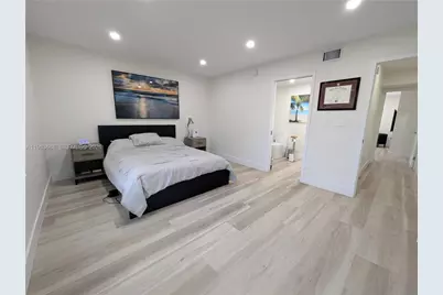 [Address not provided], North Miami Beach, FL 33160 - Photo 23