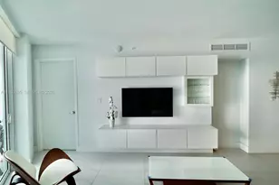 9821 E Bay Harbor Dr, Bay Harbor Islands, FL 33154 - Photo 15