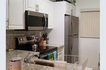 9520 Seagrape Dr #303, Davie, FL 33324 - Photo 9