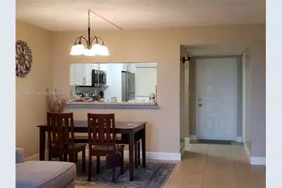 9520 Seagrape Dr #303, Davie, FL 33324 - Photo 5