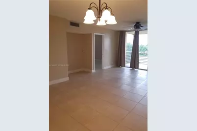 9520 Seagrape Dr #303, Davie, FL 33324 - Photo 3