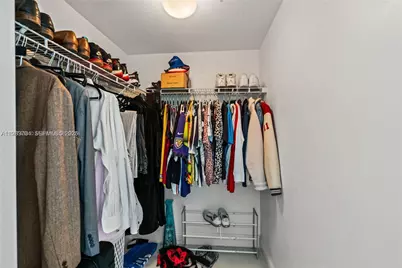 90 SW 3rd St #2908, Miami, FL 33130 - Photo 11