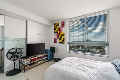 90 SW 3rd St #2908, Miami, FL 33130 - Photo 15