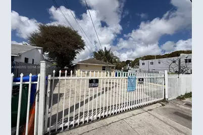 2722 NW 22nd Ct #2, Miami, FL 33142 - Photo 17