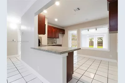 1125 NE 10th Ave, Fort Lauderdale, FL 33304 - Photo 5