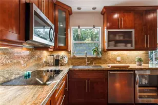 310 Greenwood Dr, Key Biscayne, FL 33149 - Photo 7