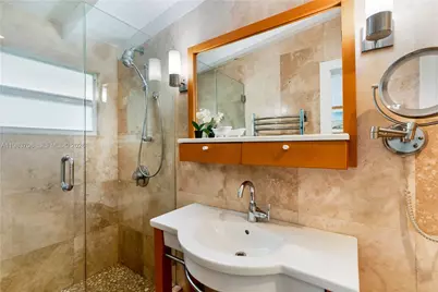 310 Greenwood Dr, Key Biscayne, FL 33149 - Photo 15