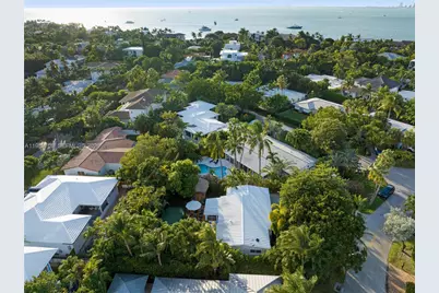 310 Greenwood Dr, Key Biscayne, FL 33149 - Photo 37