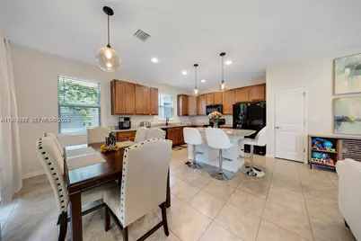 932 Banyan Dr, Hollywood, FL 33021 - Photo 7