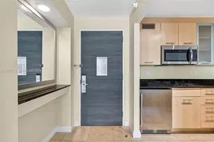 2670 E Sunrise Blvd, Fort Lauderdale, FL 33304 - Photo 17