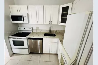 9743 W McNab Rd #209, Tamarac, FL 33321 - Photo 9