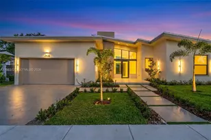 3905 SW 5th St, Coral Gables, FL 33134 - Photo 1