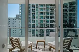 1300 Brickell Bay Dr, Miami, FL 33131 - Photo 7