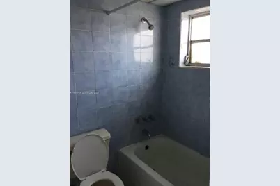 1855 W 60th St #423C, Hialeah, FL 33012 - Photo 9