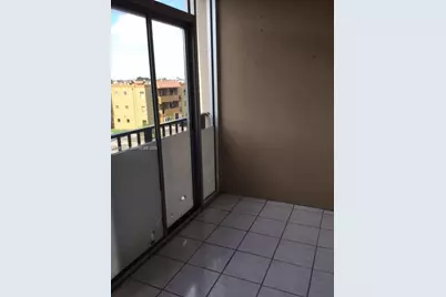 1855 W 60th St #423C, Hialeah, FL 33012 - Photo 5