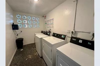 529 SW 4th St #305, Miami, FL 33130 - Photo 25