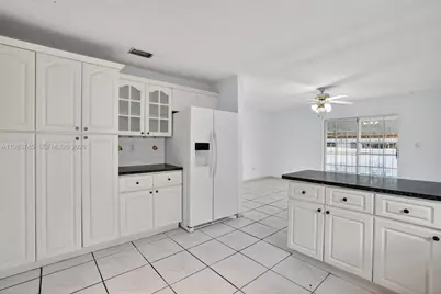 9000 SW 202nd Ter, Cutler Bay, FL 33189 - Photo 17