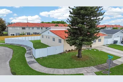 9000 SW 202nd Ter, Cutler Bay, FL 33189 - Photo 3