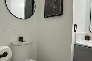 1001 SW 98th Ave, Pembroke Pines, FL 33025 - Photo 7