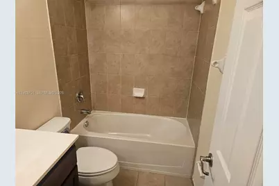 142 SE 28th Ter #12, Homestead, FL 33033 - Photo 19