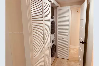 6815 Edgewater Dr #105, Coral Gables, FL 33133 - Photo 15