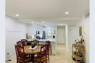 6815 Edgewater Dr #105, Coral Gables, FL 33133 - Photo 7
