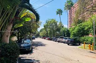 6815 Edgewater Dr, Coral Gables, FL 33133 - Photo 19