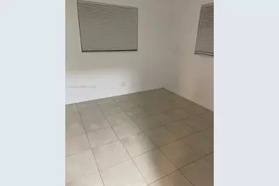 210 NE 40th Ct #1-2, Oakland Park, FL 33334 - Photo 3