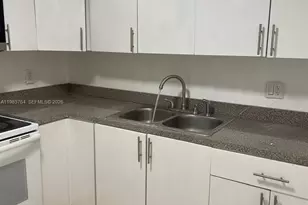 210 NE 40th Ct, Oakland Park, FL 33334 - Photo 1