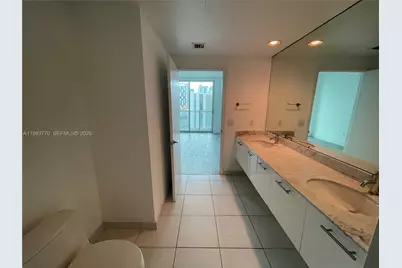 55 SE 6th St #2003, Miami, FL 33131 - Photo 19