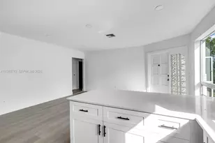 6831 Greene St, Hollywood, FL 33024 - Photo 7