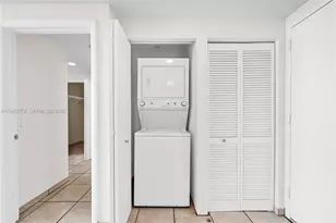 2475 Brickell Ave, Miami, FL 33129 - Photo 21