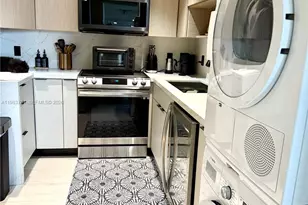 2829 Indian Creek Dr, Miami Beach, FL 33140 - Photo 15