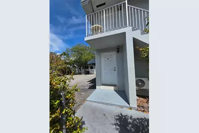 53 Esplanade Dr #B, Miami Springs, FL 33166 - Photo 1